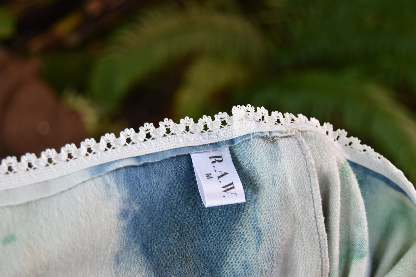 Natural dyed knit mini skirt -large