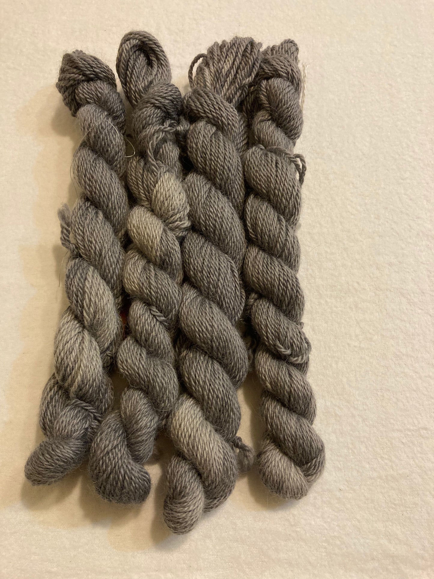 Baby Alpaca Yarn - 20 grams - Natural Dyed