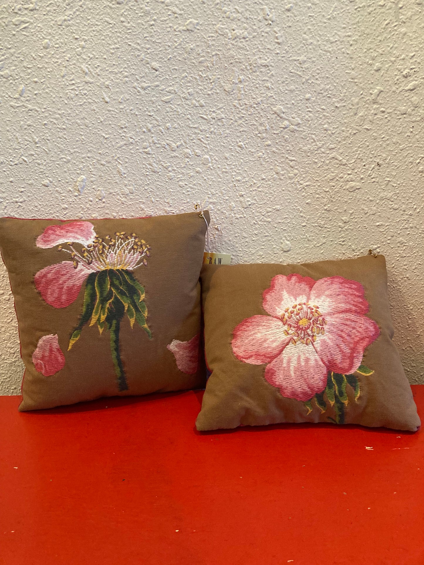 Pillows - Rose embroidery