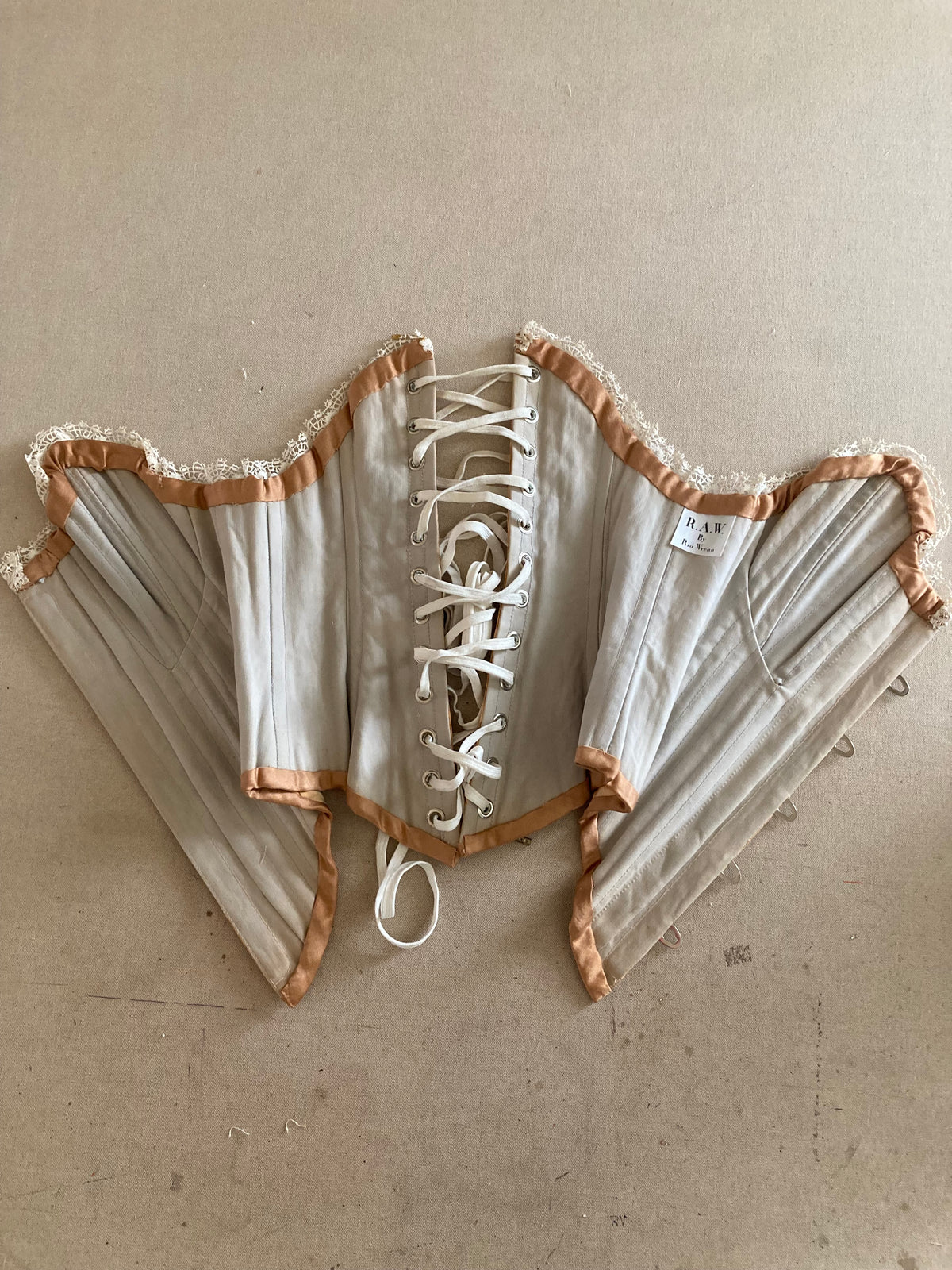 Tulip Corset - Rust Grate